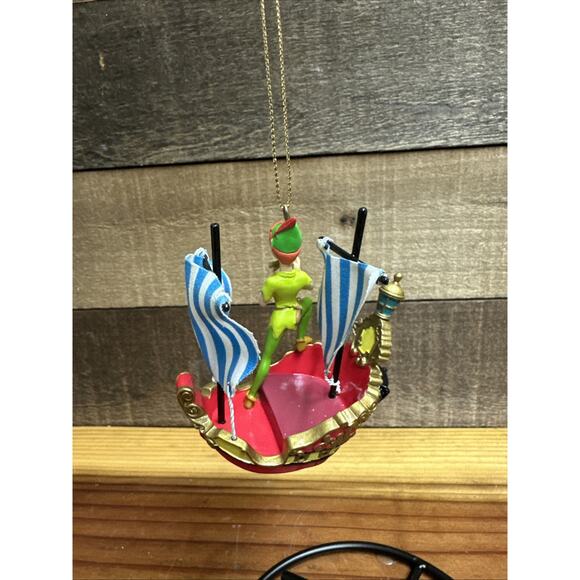 Disney Peter Pan's Flight Ride Christmas Ornament Storybook Four Parks One World - Picture 3 of 3